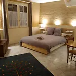Au Coeur De - D'hotes Bed & Breakfast