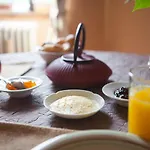Au Coeur De - D'hotes Bed & Breakfast 3*