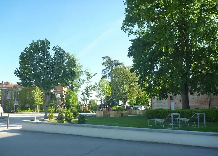 Au Coeur De - D'hotes Bed & Breakfast 3*